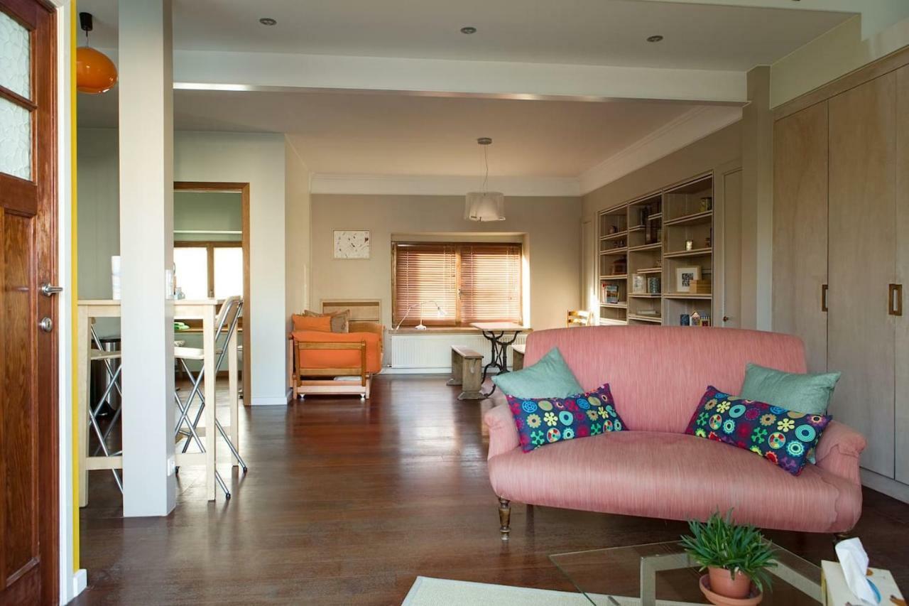 B&B La Chambre De Plume Schaerbeek ภายนอก รูปภาพ