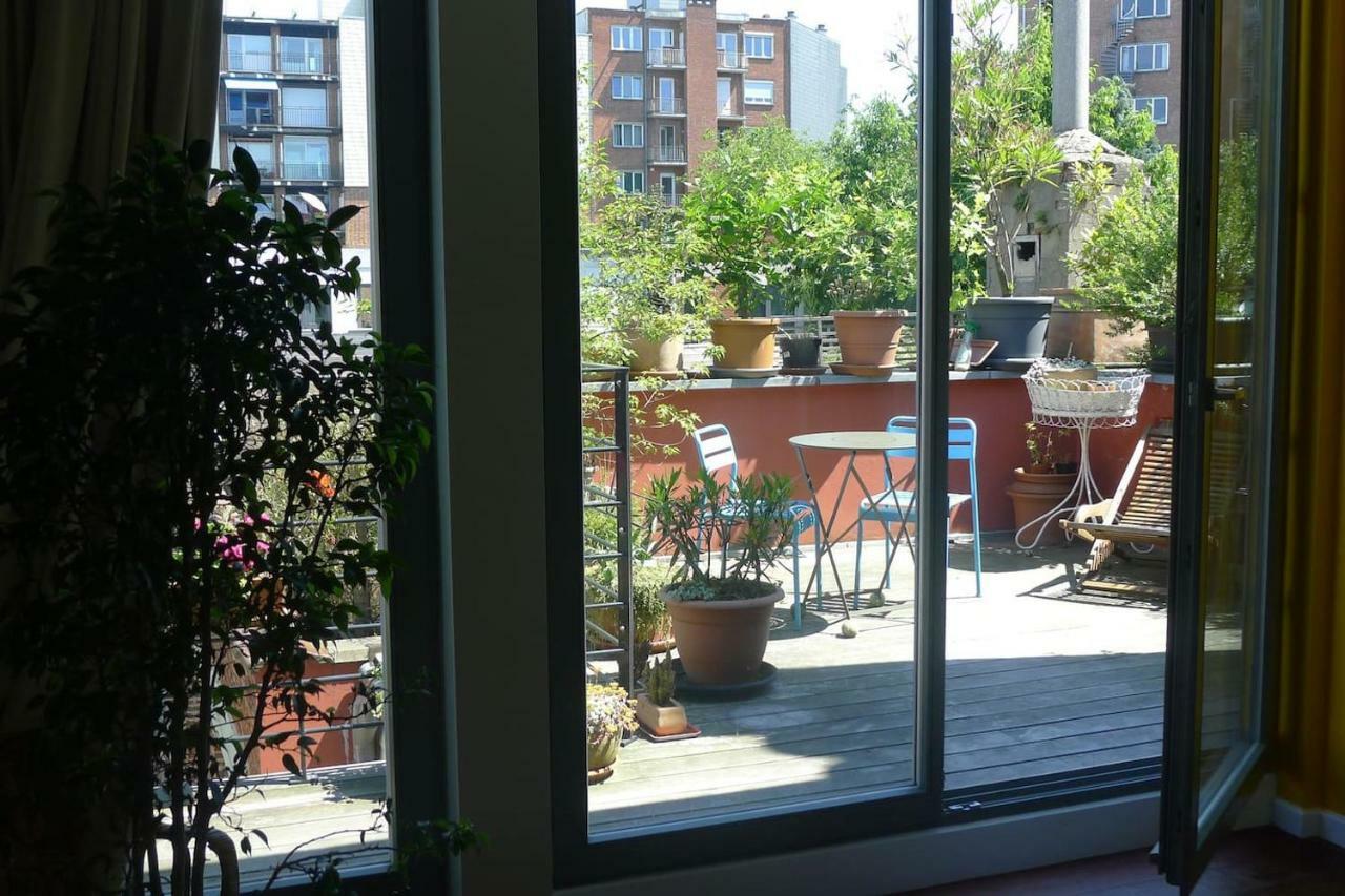 B&B La Chambre De Plume Schaerbeek ภายนอก รูปภาพ